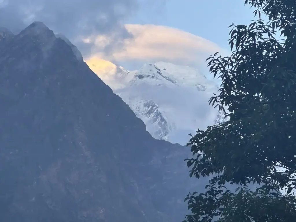 Deng Village - Manaslu Circuit Trek 