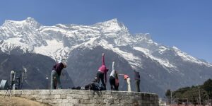 Khumjung and Khunde Village : Hillary's Legacy in the Khumbu  