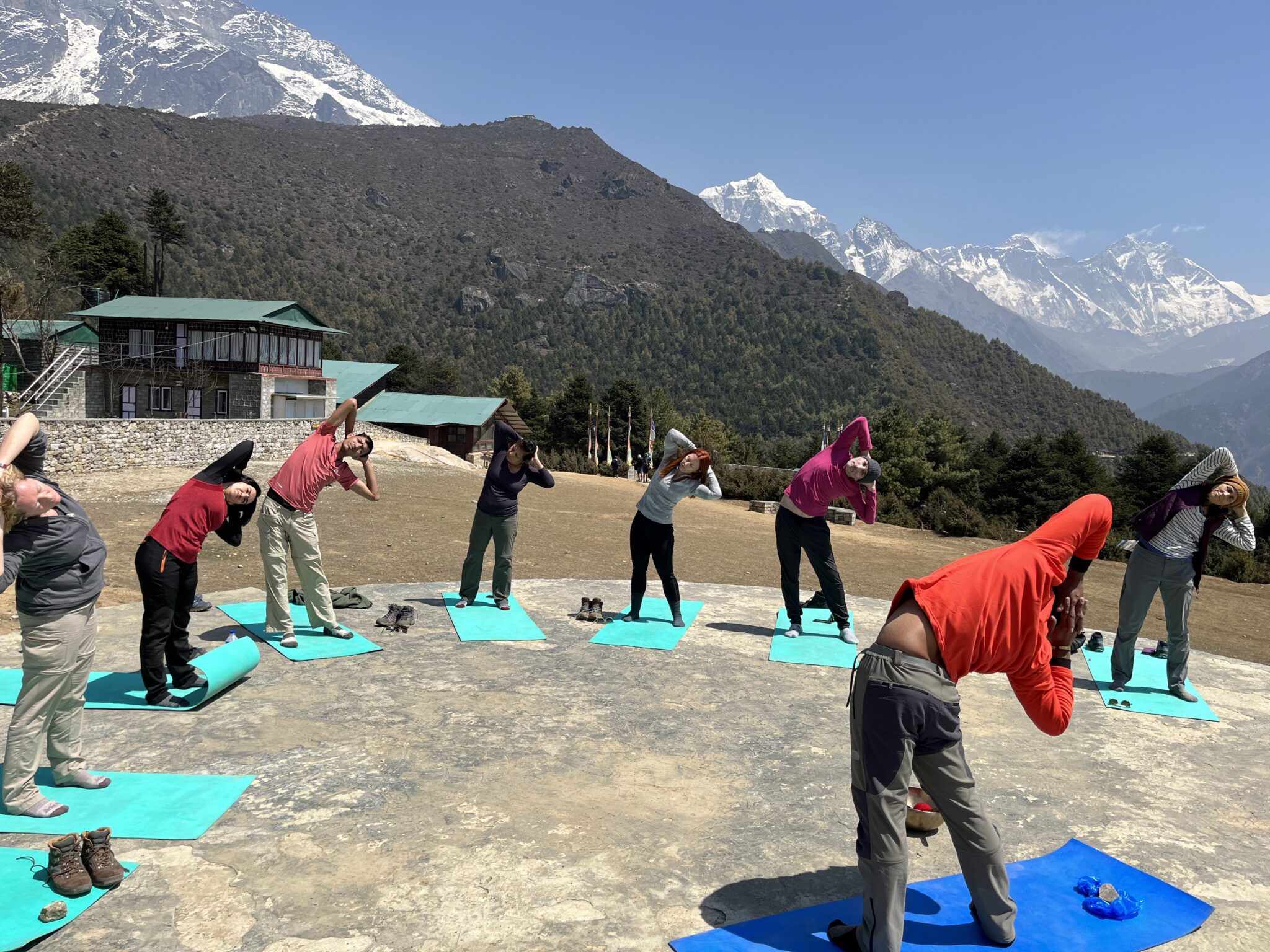 25年阿玛达布拉姆峰2025天探险：难忘的旅程 